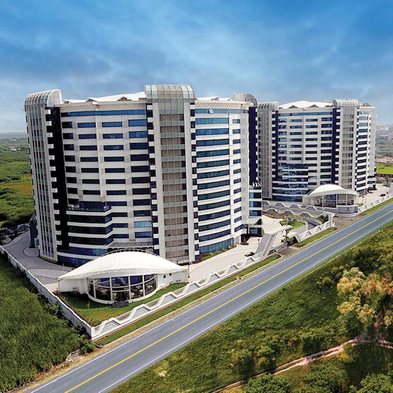 Rajhans Belliza Luxurious Studio Apartment Surat Buitenkant foto