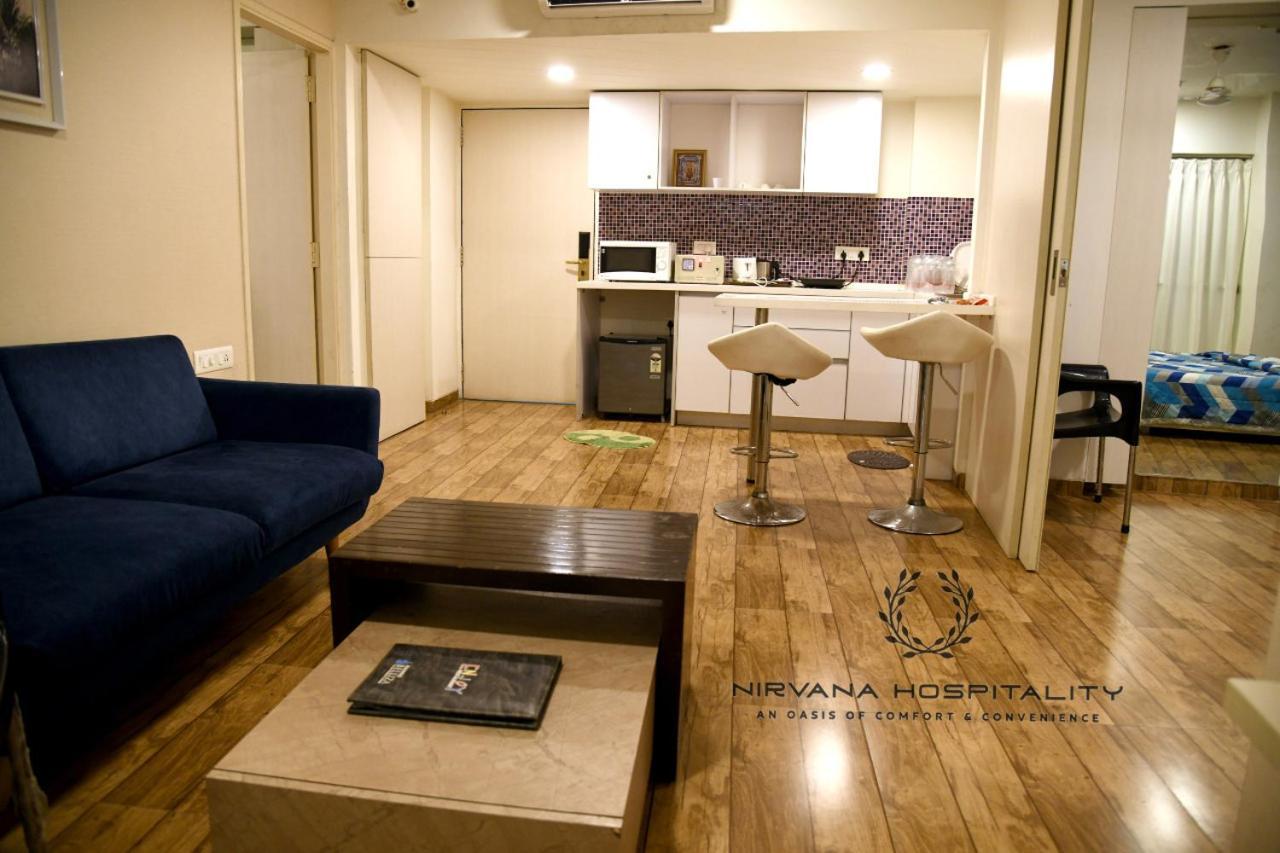 Rajhans Belliza Luxurious Studio Apartment Surat Buitenkant foto